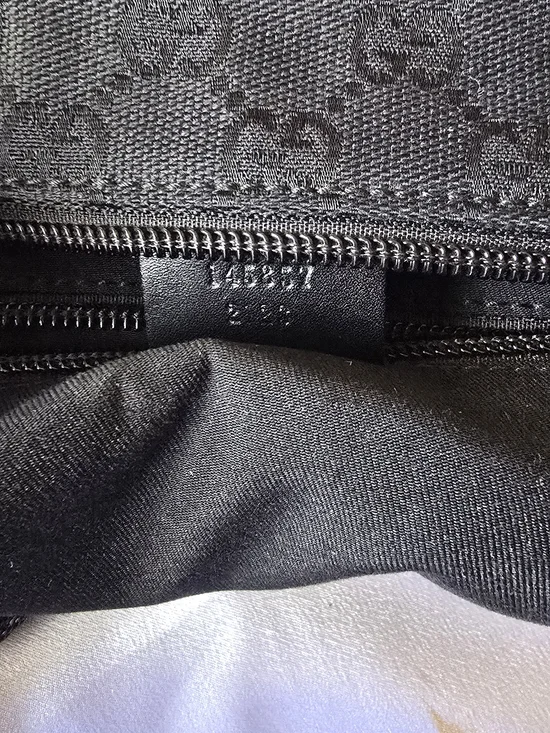 Gucci Black GG Monogram Crossbody Tote - Picture 5 of 10